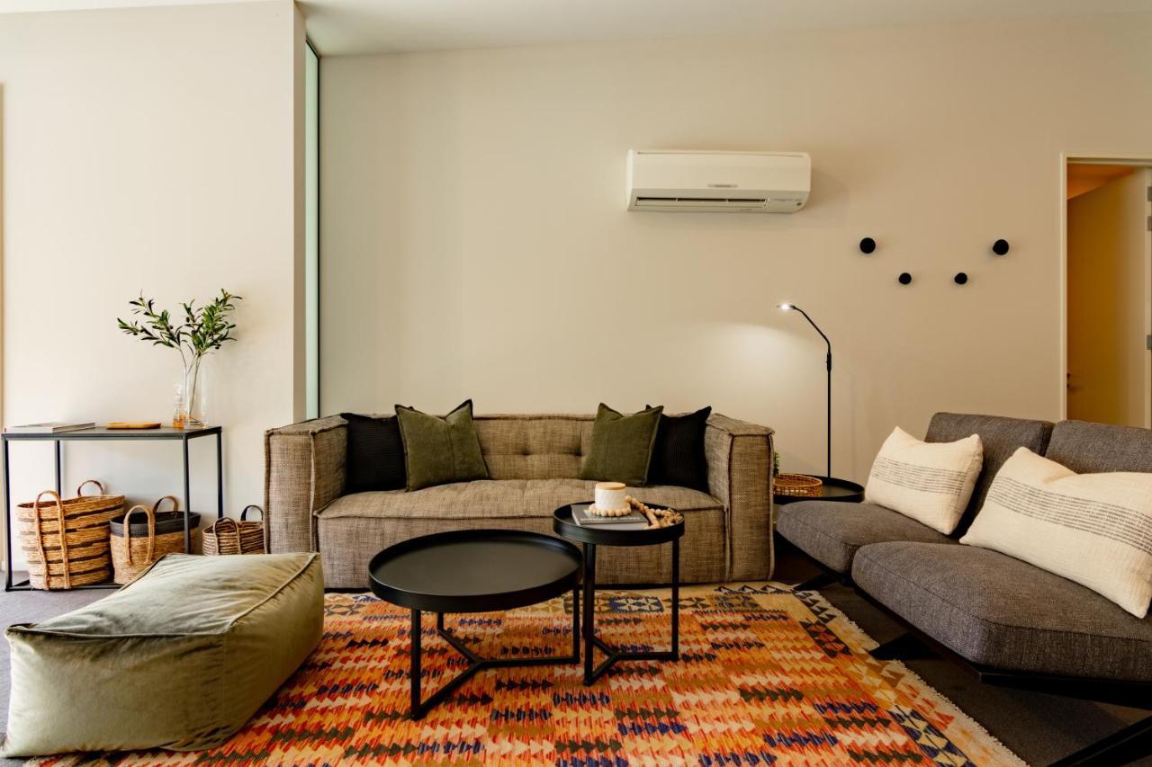 شقة Stylish Haven Luxury Interiors In Prime Location كوينستاون المظهر الخارجي الصورة