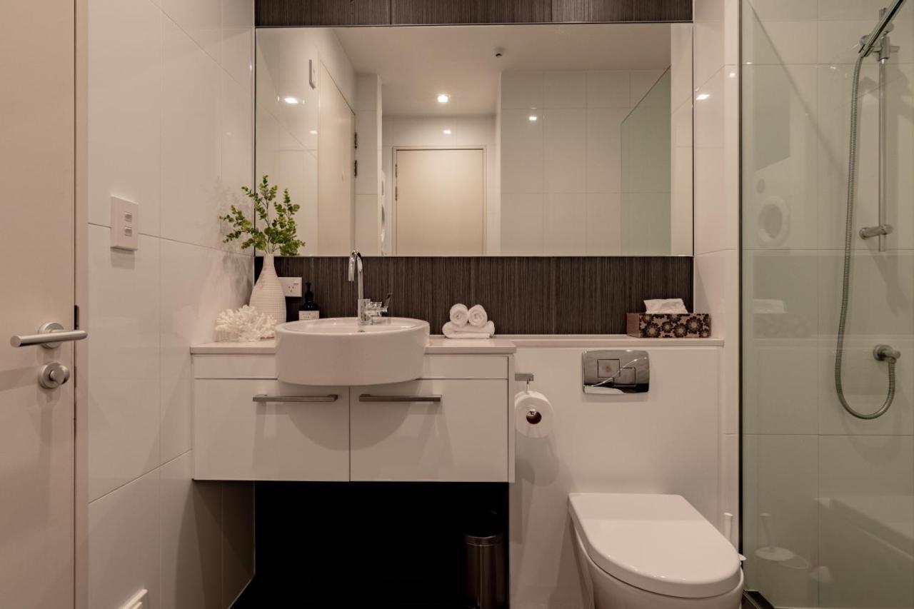 شقة Stylish Haven Luxury Interiors In Prime Location كوينستاون المظهر الخارجي الصورة