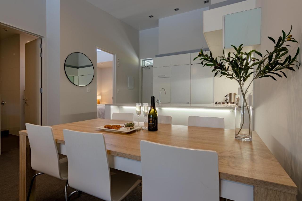 شقة Stylish Haven Luxury Interiors In Prime Location كوينستاون المظهر الخارجي الصورة