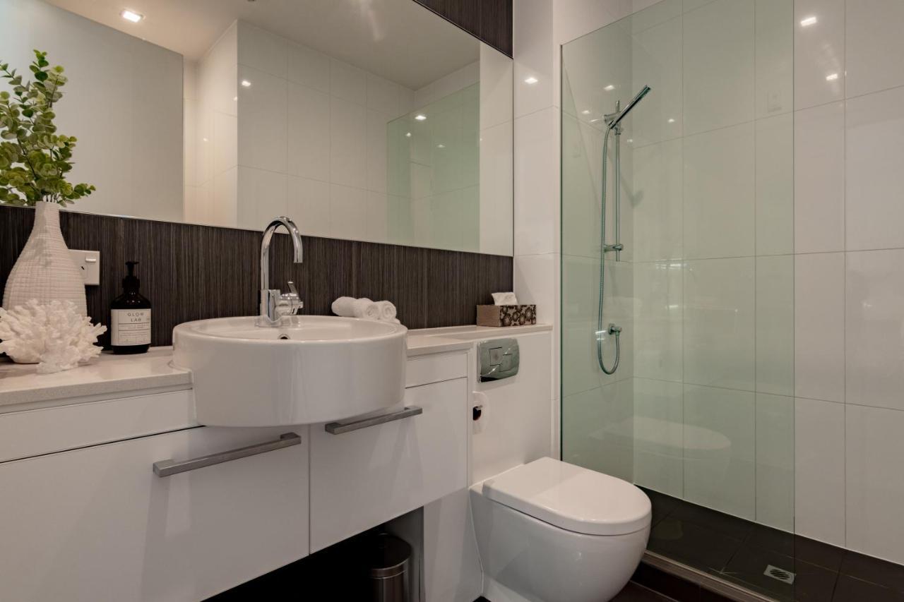 شقة Stylish Haven Luxury Interiors In Prime Location كوينستاون المظهر الخارجي الصورة