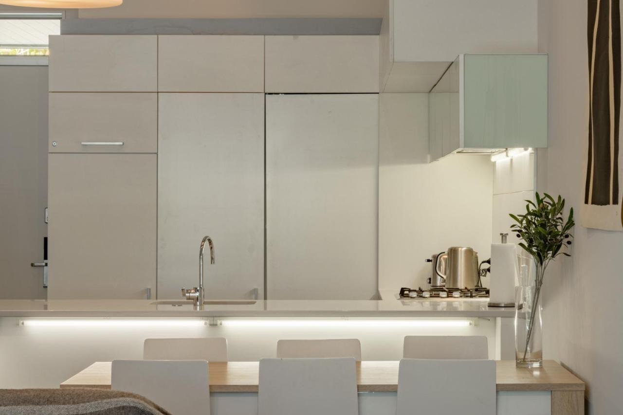 شقة Stylish Haven Luxury Interiors In Prime Location كوينستاون المظهر الخارجي الصورة